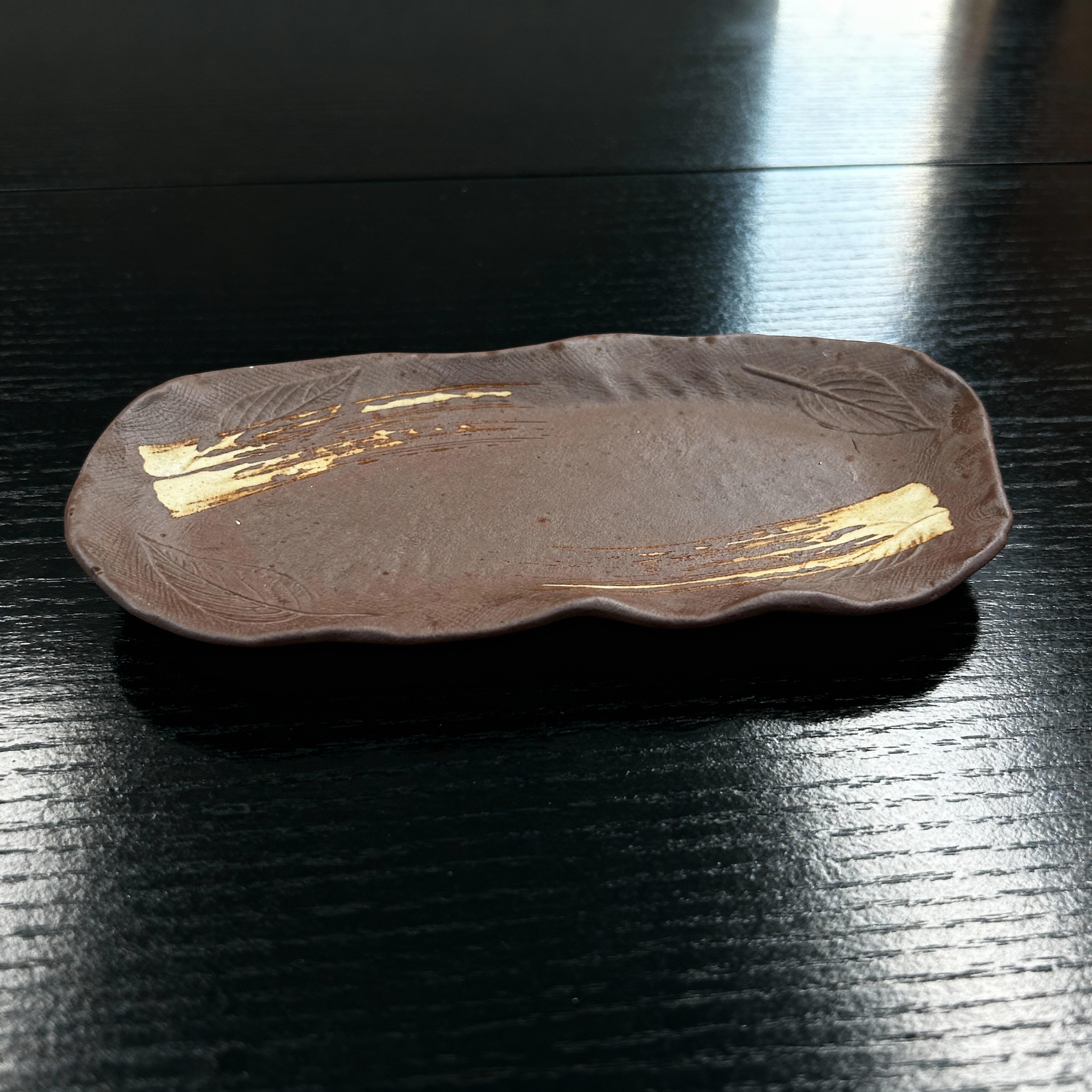 すし皿　焼き〆向ハケ目