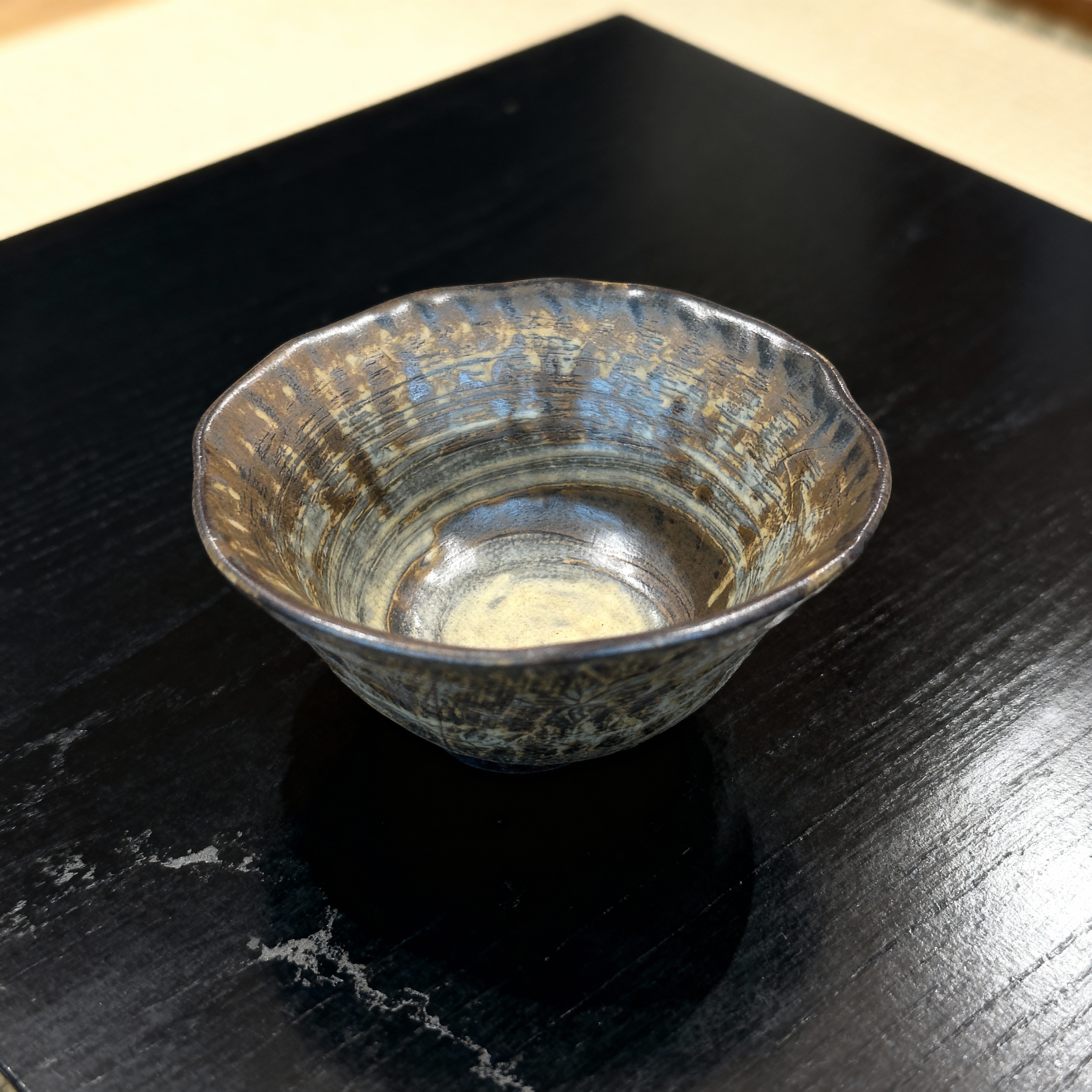 鉢抹茶　角高台（大）伊羅保窯変