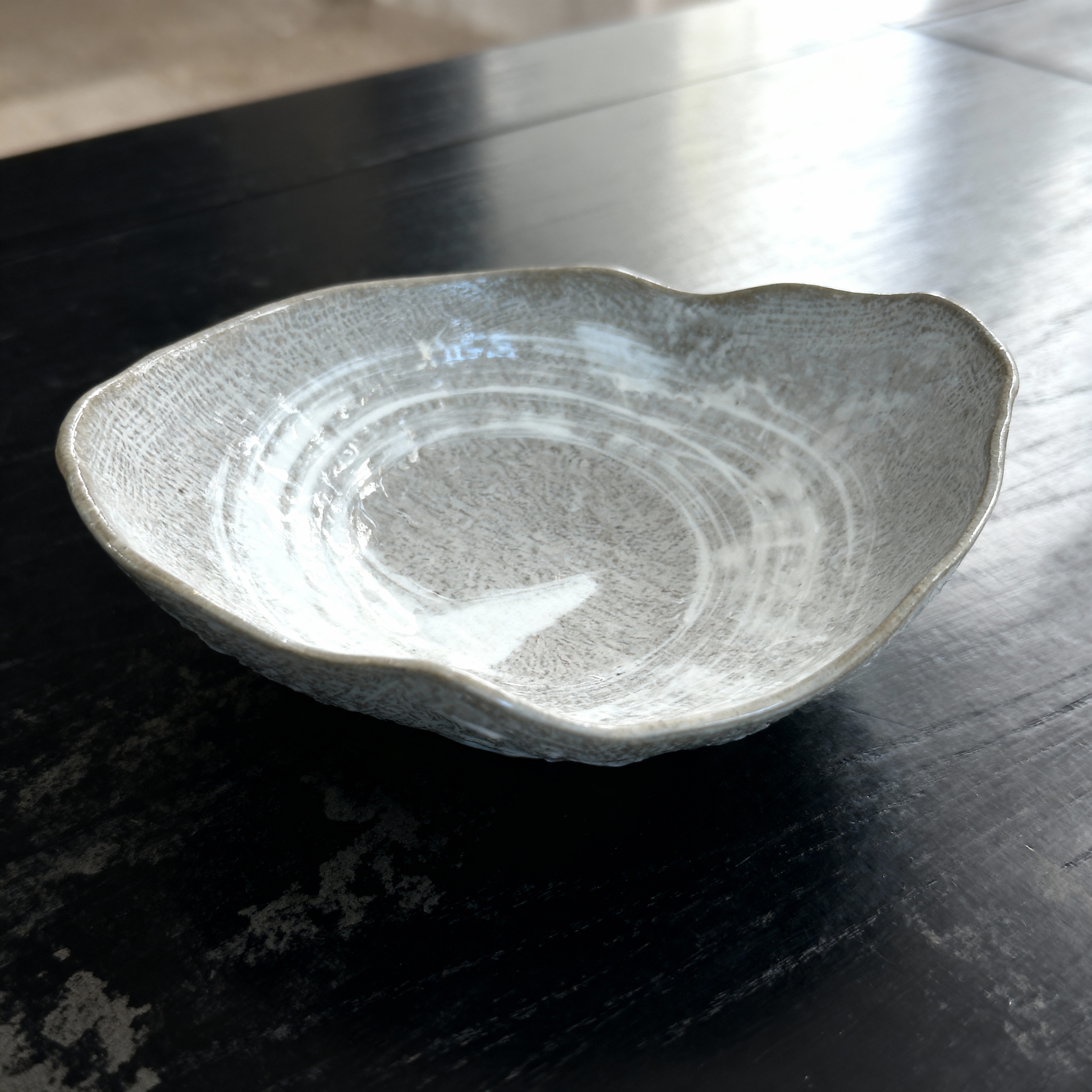 ひさご　高台盛鉢白粉引